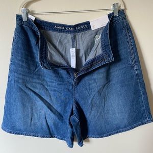 American Eagle A-Line Shorts in Midwash